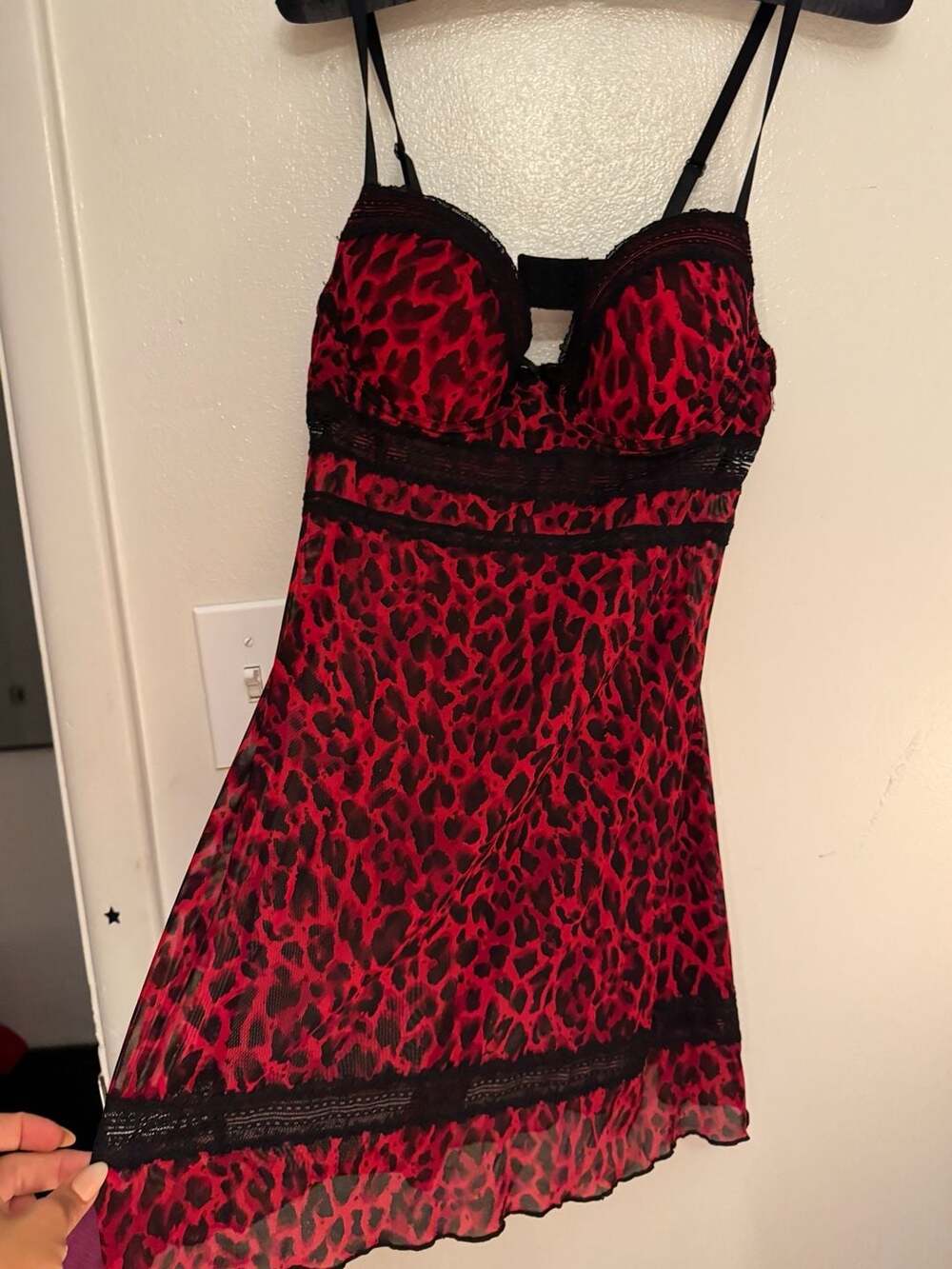 Marilyn Monroe Intimates Red Leopard Print Lace Trim Chemise Slip